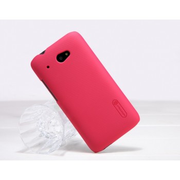 Пластиковый матовый премиум чехол для HTC Desire 601 Красный