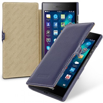 Кожаный чехол горизонтальная книжка (нат. кожа) с крепежной застежкой для Blackberry Leap Синий