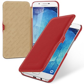Кожаный чехол горизонтальная книжка (нат. кожа) с застежкой для Samsung Galaxy A8 Красный
