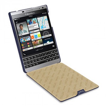 Кожаный чехол вертикальная книжка (нат. кожа) для BlackBerry Passport Silver Edition Синий