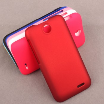 Пластиковый матовый непрозрачный чехол для HTC Desire 310 Красный