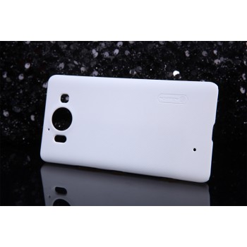 Пластиковый матовый нескользящий премиум чехол для Microsoft Lumia 950 Белый