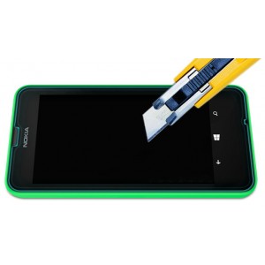 Неполноэкранное защитное стекло для Nokia Lumia 630/635