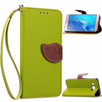 Текстурный чехол подставка портмоне с дизайнерской застежкой для Samsung Galaxy J7 (2016) Зеленый