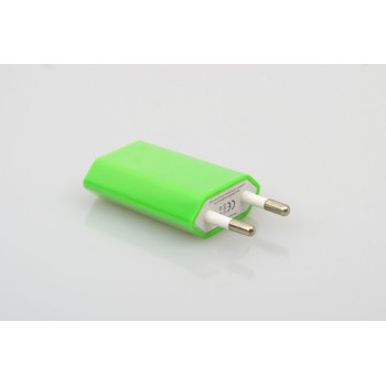 Универсальный сетевой 220В зарядный адаптер USB 5В 1000мА Зеленый