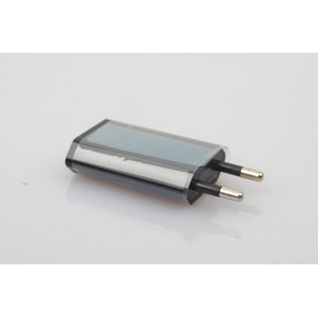 Универсальный сетевой 220В зарядный адаптер USB 5В 1000мА Черный