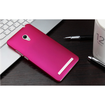 Пластиковый матовый непрозрачный чехол для ASUS Zenfone 5 Пурпурный