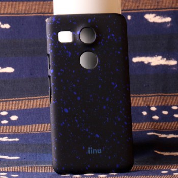 Пластиковый непрозрачный матовый чехол с голографическим принтом Звезды для Google LG Nexus 5X Синий