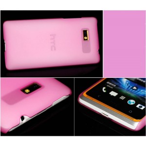 Пластиковый полупрозрачный чехол для HTC Desire 600 Розовый