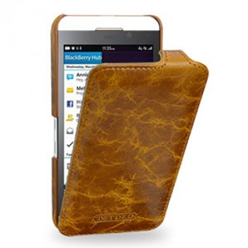Эксклюзивный кожаный чехол вертикальная книжка (цельная телячья нат. вощеная кожа) для BlackBerry Z10 Желтый