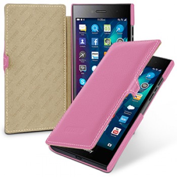 Кожаный чехол горизонтальная книжка (нат. кожа) с крепежной застежкой для Blackberry Leap Розовый