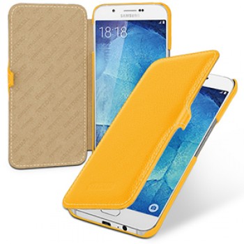 Кожаный чехол горизонтальная книжка (нат. кожа) с застежкой для Samsung Galaxy A8 Желтый