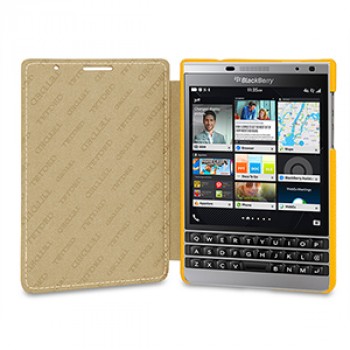 Кожаный чехол горизонтальная книжка (нат. кожа) для BlackBerry Passport Silver Edition Желтый