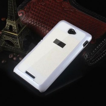 Пластиковый матовый непрозрачный чехол со светоотражающей аппликацией для Sony Xperia E4 Белый