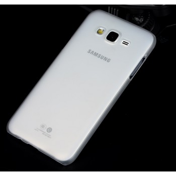Пластиковый матовый чехол металлик для Samsung Galaxy J7 Белый