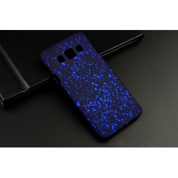 Пластиковый матовый дизайнерский чехол с голографическим принтом Звезды для Samsung Galaxy A3 Синий