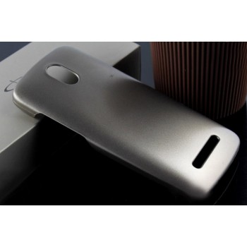 Пластиковый чехол серия Metallic для HTC Desire 500 Серый