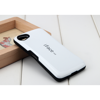 Силиконовый глянцевый непрозрачный чехол с нескользящими гранями для Sony Xperia Z5 Compact  Белый