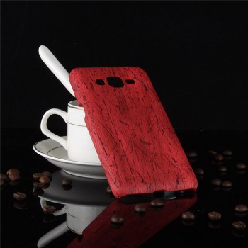 Пластиковый непрозрачный матовый чехол с текстурным покрытием Дерево для Samsung Galaxy J2 Prime  Красный