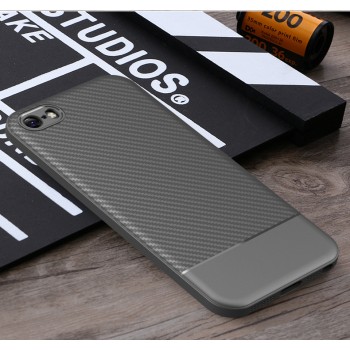 Силиконовый матовый непрозрачный чехол с текстурным покрытием Карбон для Iphone 5/5s/SE Серый