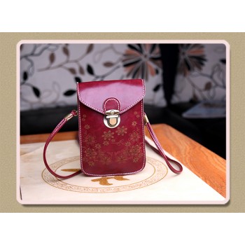 Чехол- сумка на магнитной защелке с принтом цветы и двумя внутренними отсеками Красный